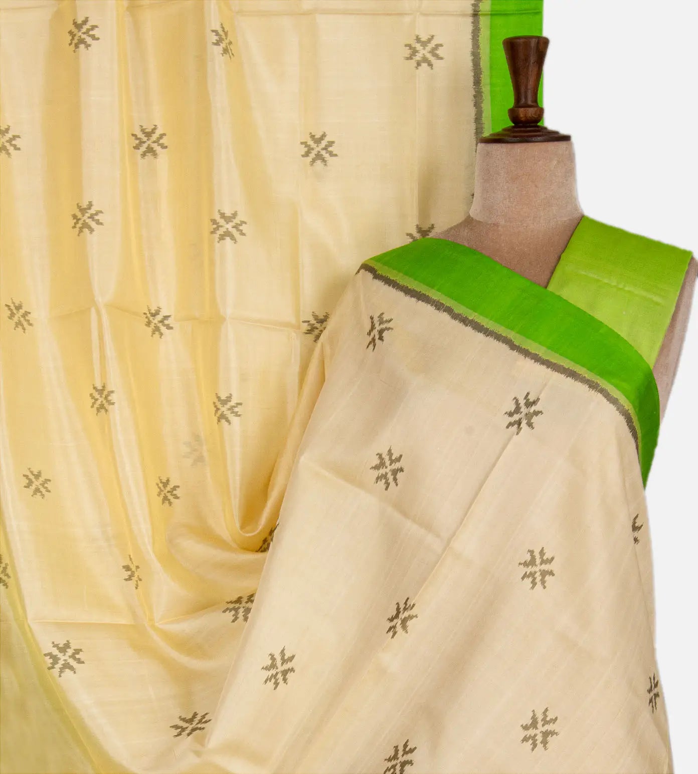 Creme Patola Silk Saree