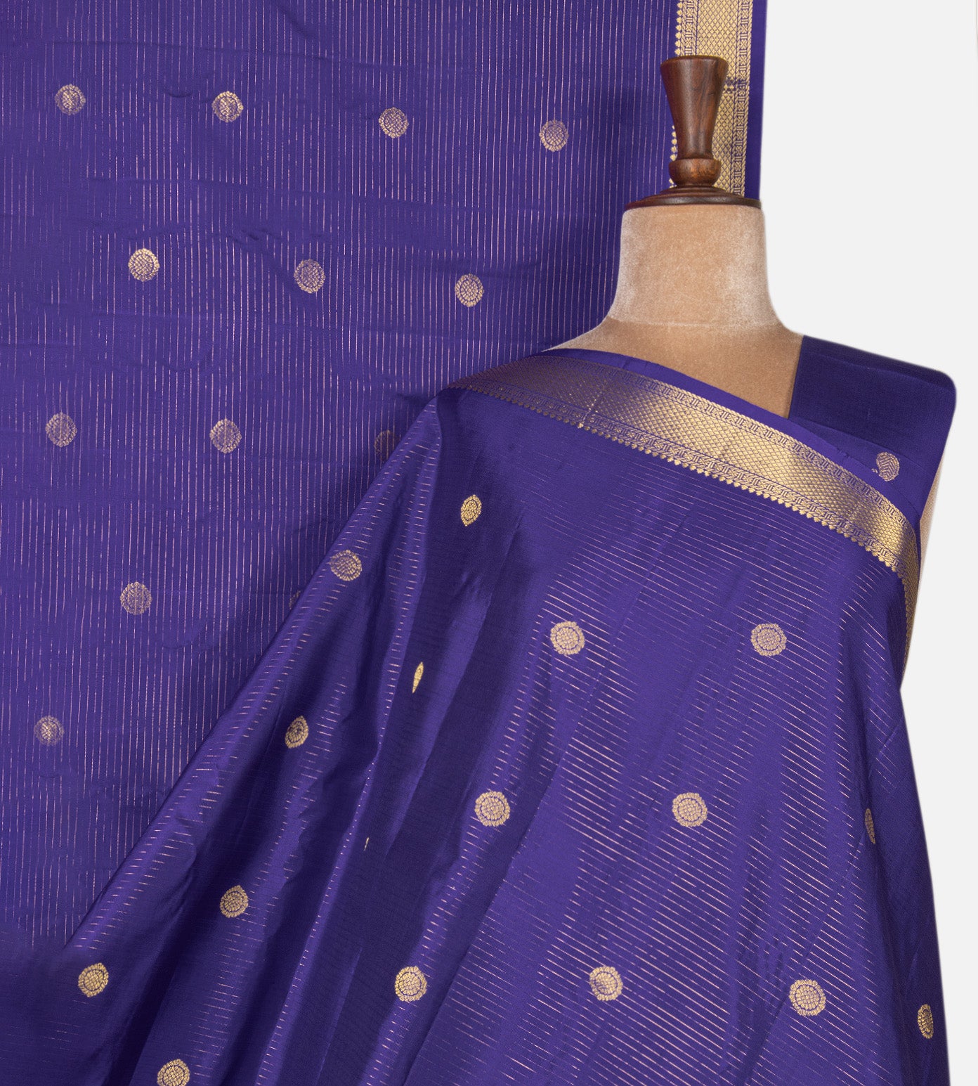 Violet Gadwal Silk Saree