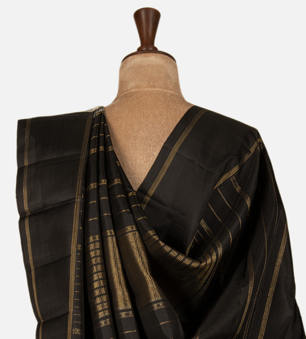 Off-White Kanchipuram Silk Saree