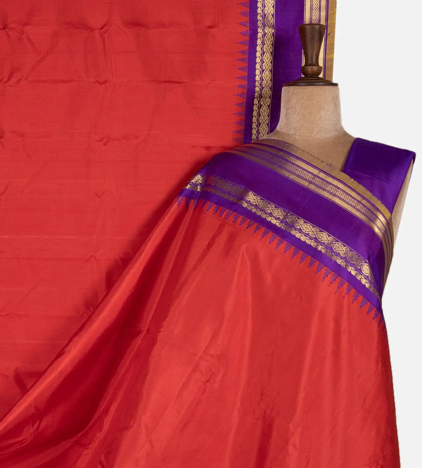 Red Gadwal Silk Saree