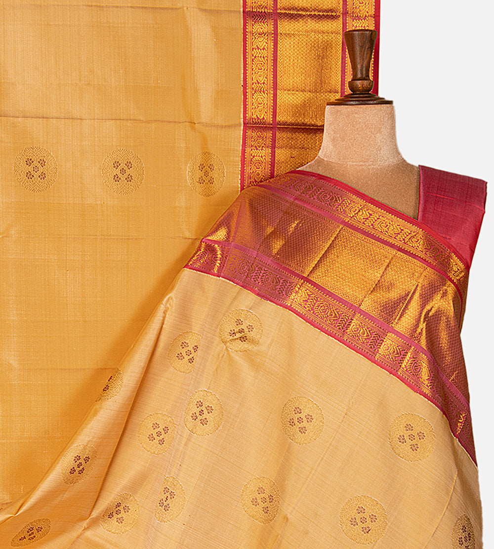 Deep Creme Kanchipuram Silk Saree