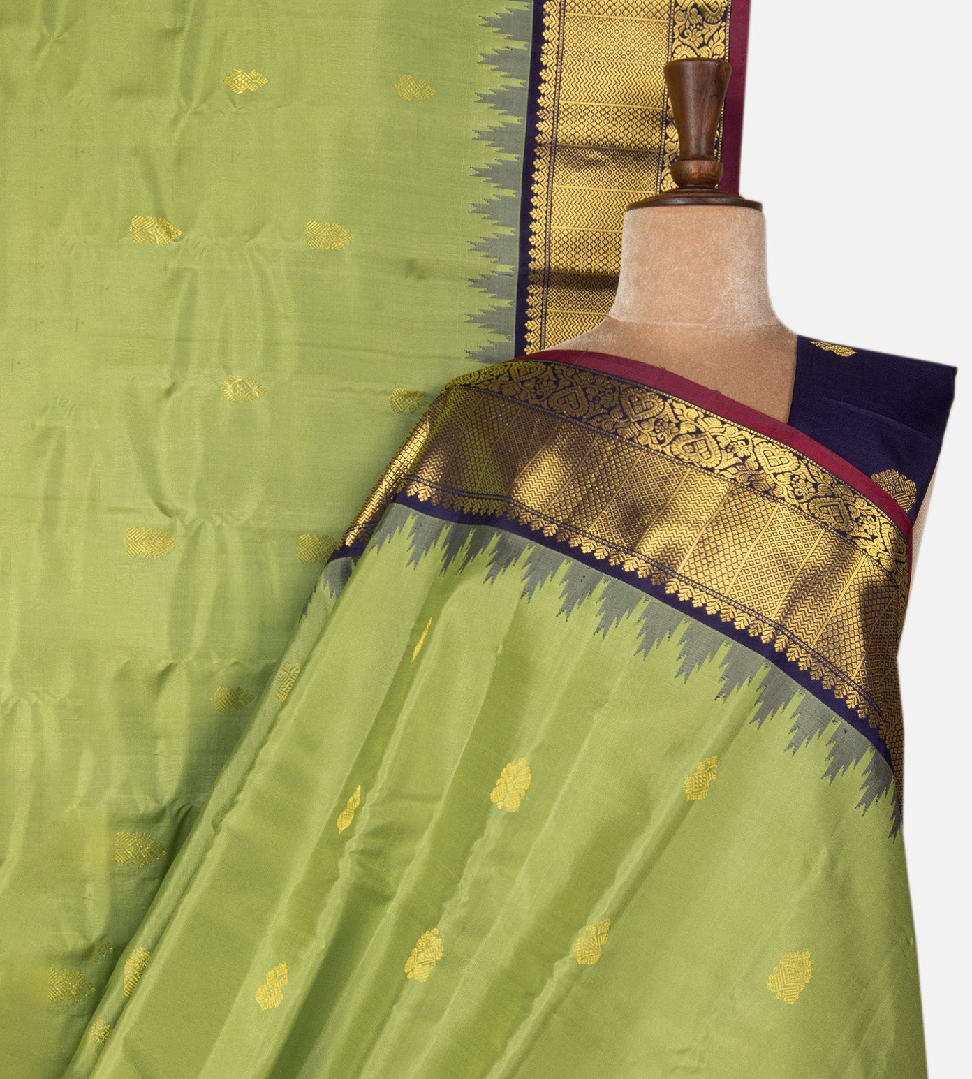 Green Gadwal Silk Saree