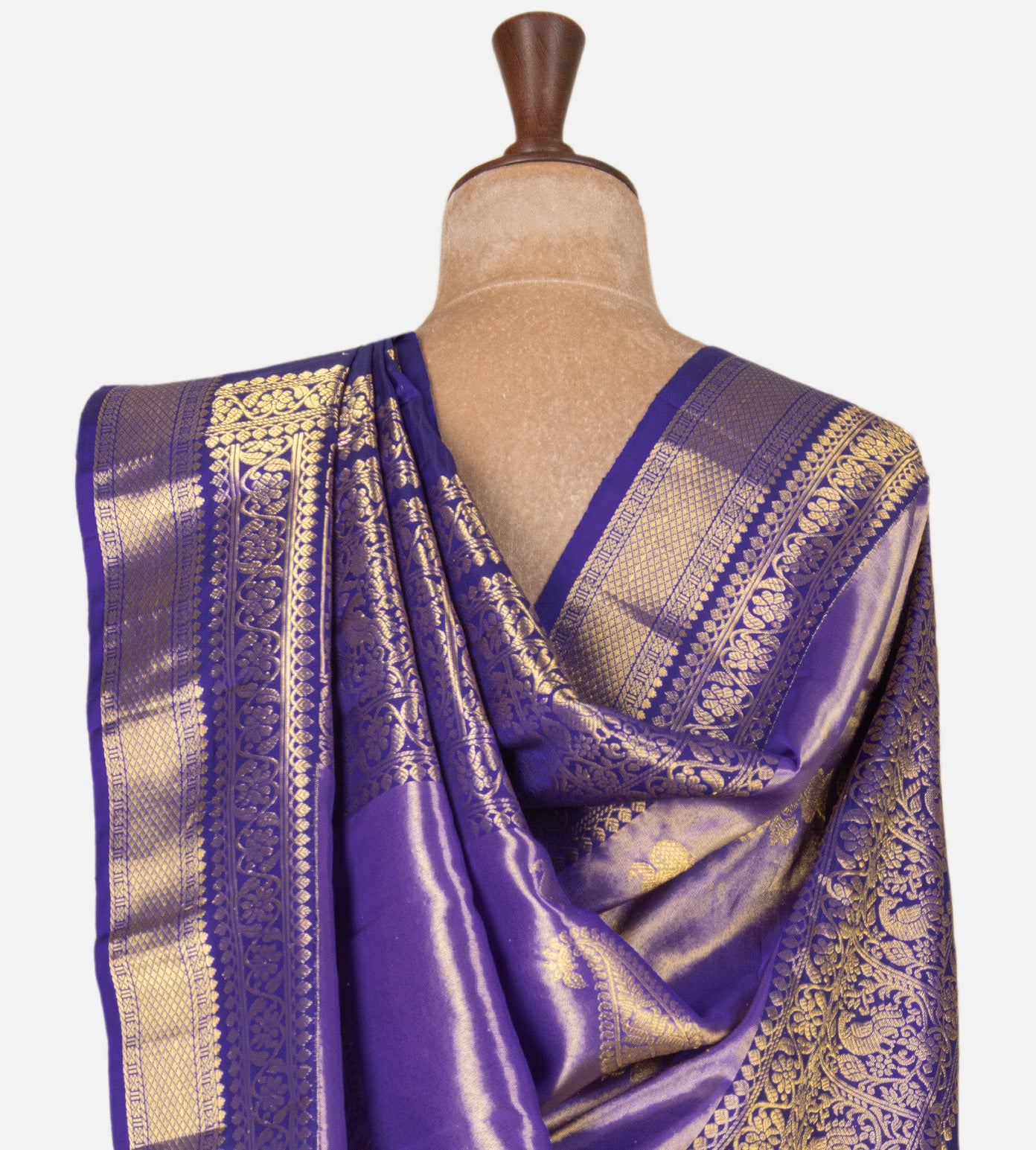 Violet Gadwal Silk Saree