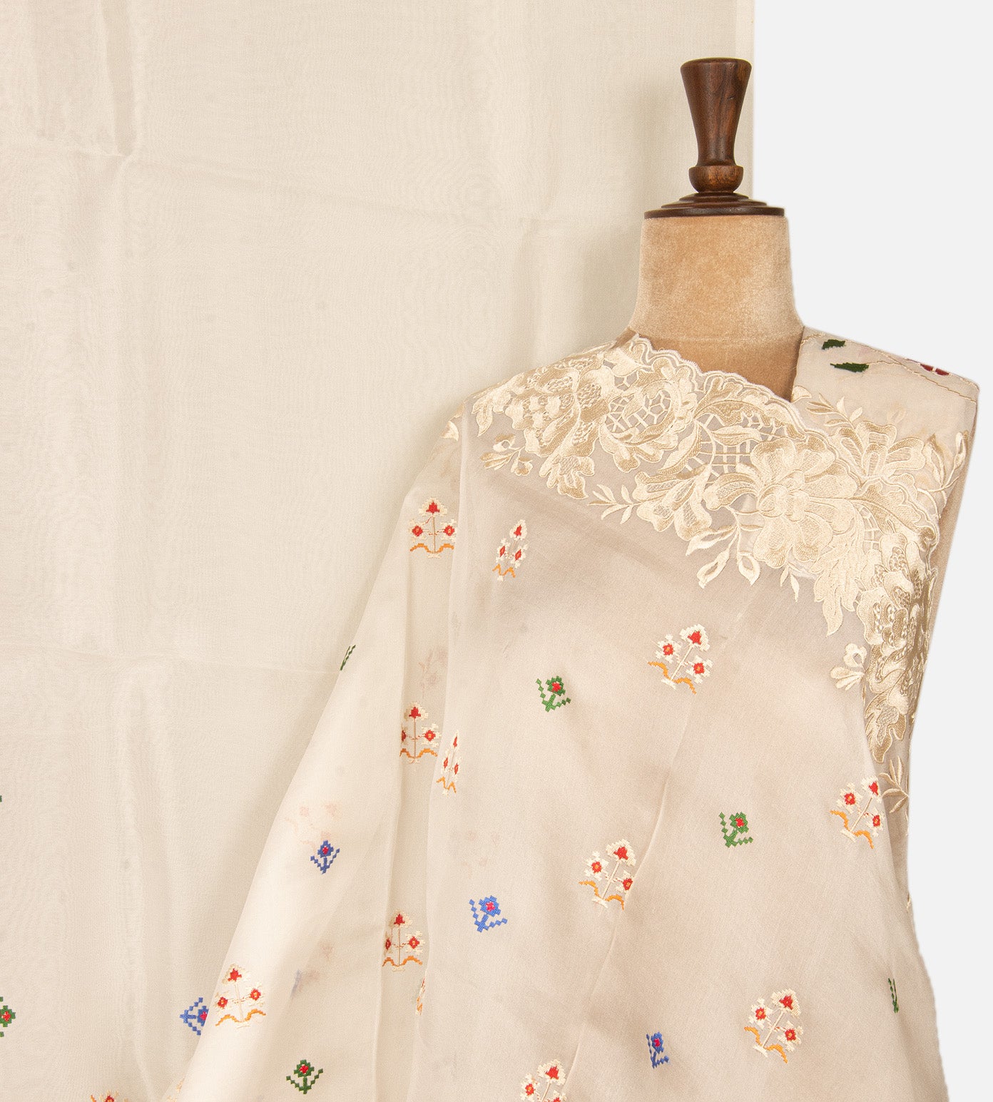Creme Organza Saree
