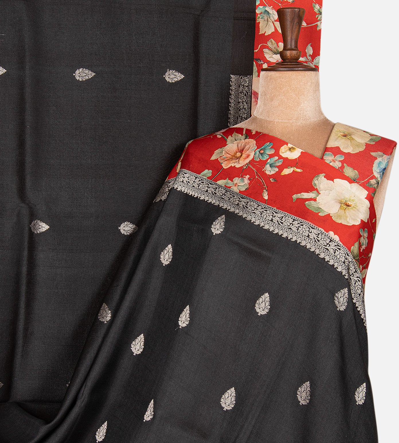 Black Kattan Silk Saree