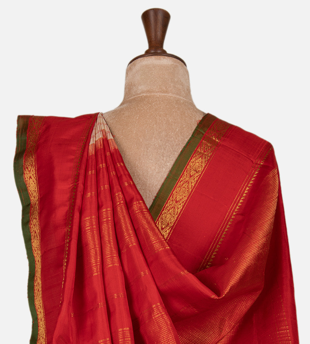 Creme Gadwal Silk Saree